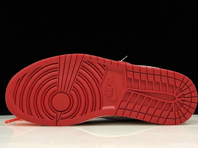 The 1 Jordan Chicago Ten AA3834-101 Retro Air Off-White 0708